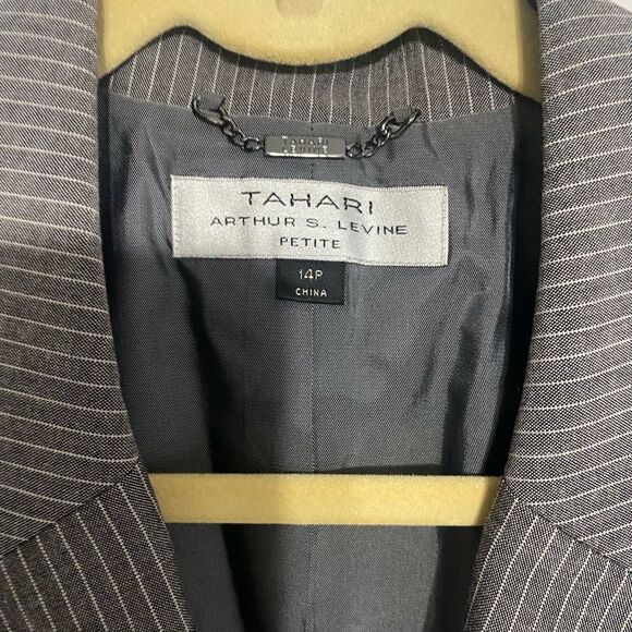 Classic Gray Pinstripe Blazer and Pants Set - Picture 2 of 12